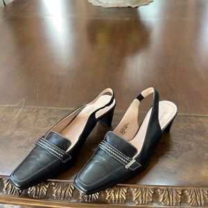 AK Anne Klein iFkex leather shoes